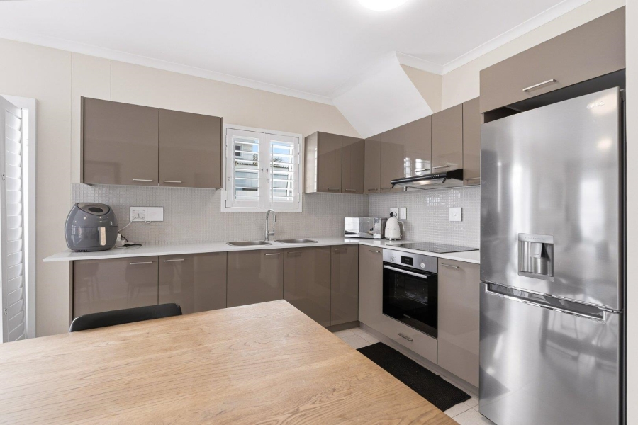 To Let 3 Bedroom Property for Rent in Royal Ascot Western Cape